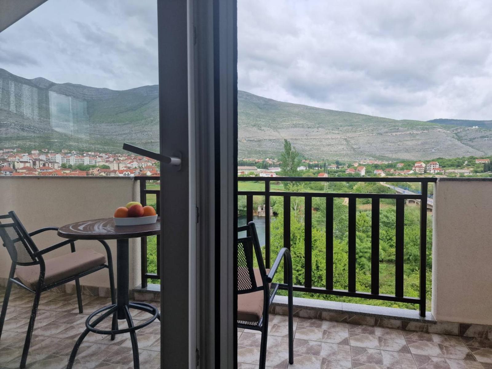 Studio Apartmani Milovic Trebinje Exterior foto